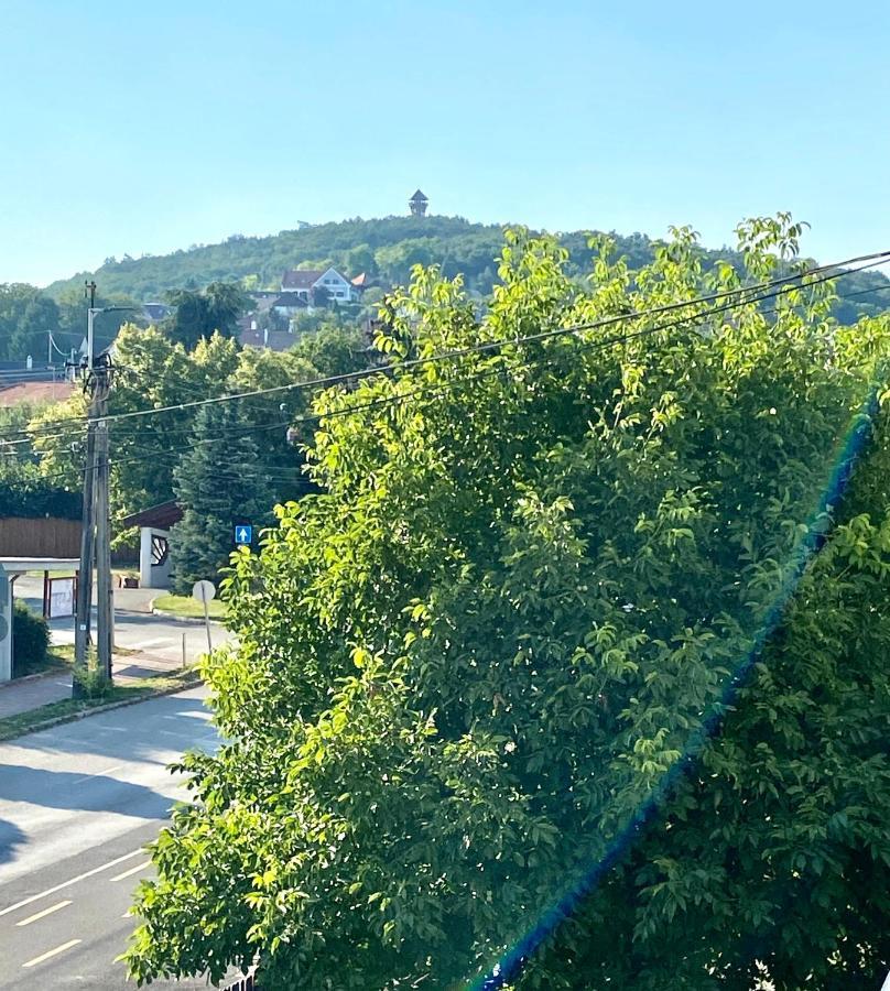 Azur Panorama Apartman Alsoors Exterior photo