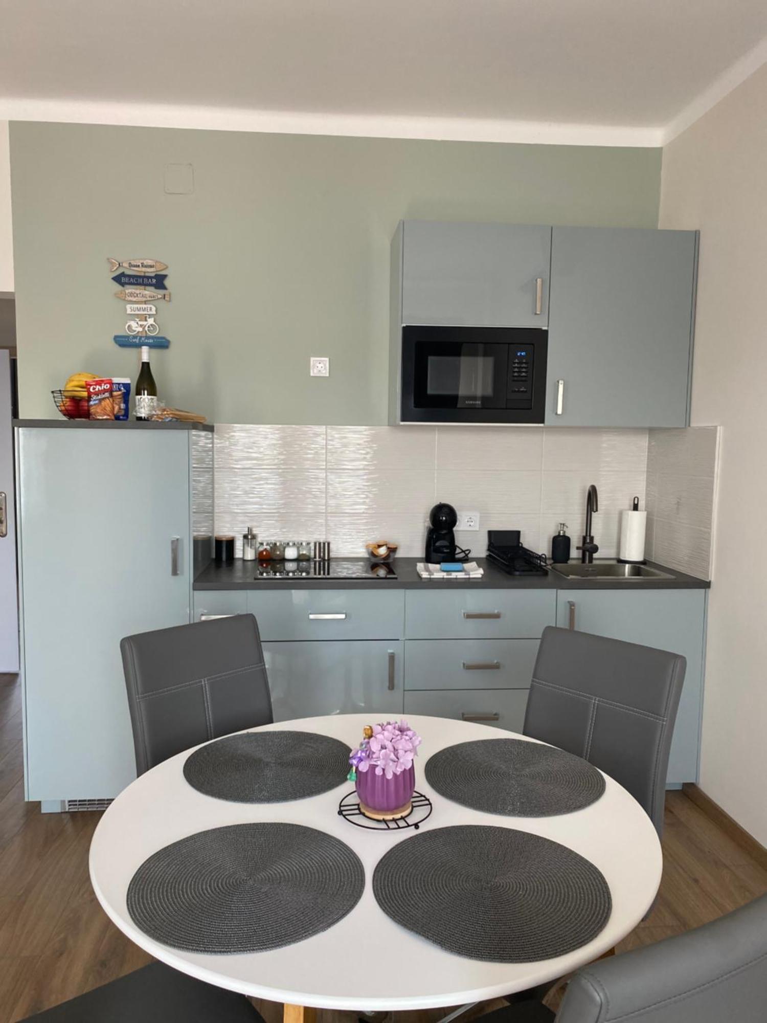 Azur Panorama Apartman Alsoors Exterior photo